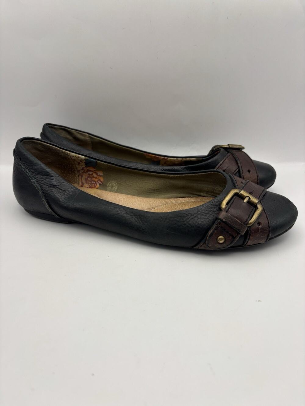 Fossil Black And Brown Leather Flats Women Size 8.5
